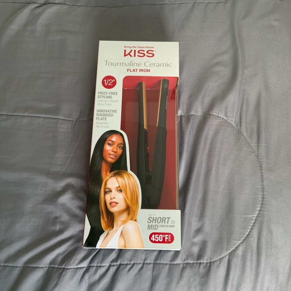 KISS Tourmaline Ceramic Flat Iron - Black